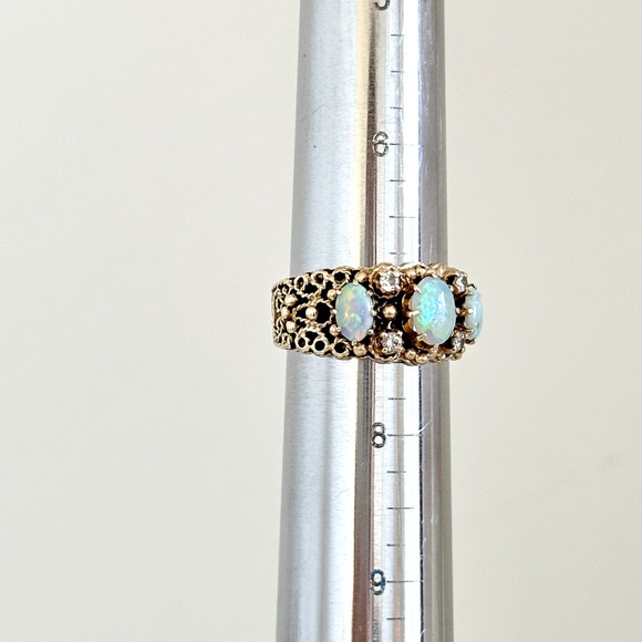 Vintage 14K Yellow Gold Three Stone Opal & Diamonds Filigree Band Ring Size 7.25 - Picture 9 of 16